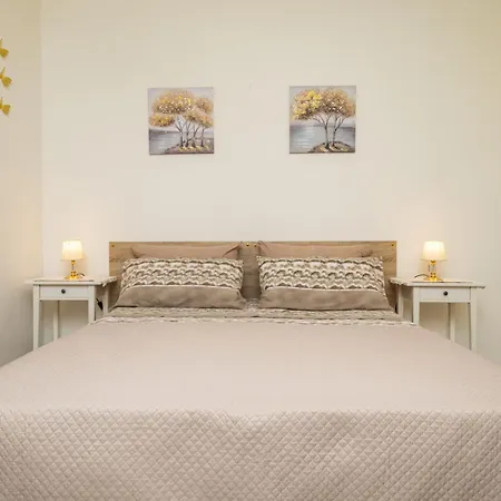 La Gioia - Giardini-naxos جيارديني ناكسوس