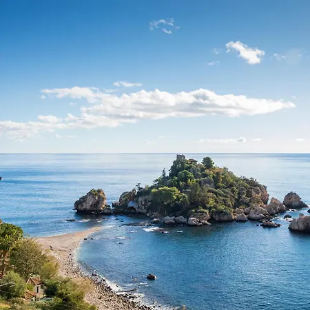 La Gioia - Giardini-naxos جيارديني ناكسوس